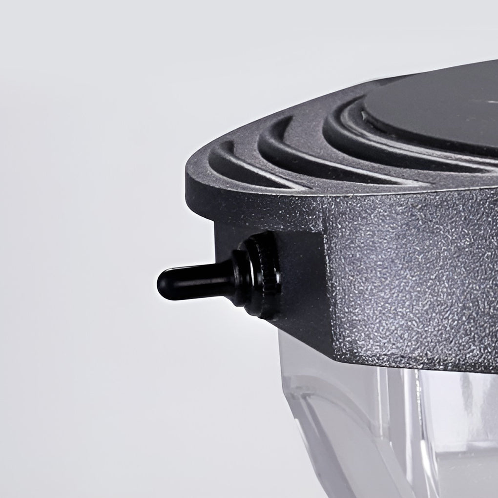 Conara Solar Lawn Lamp