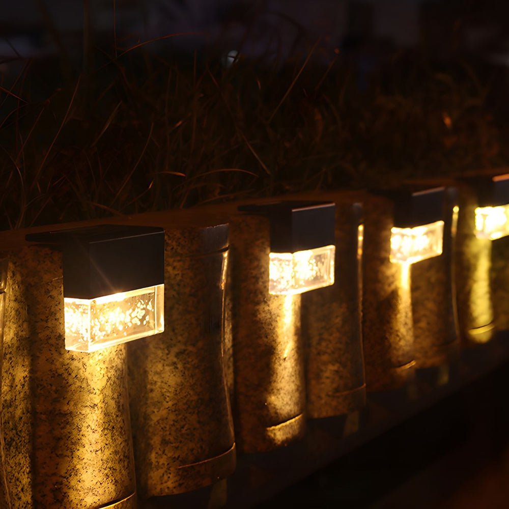 Nivo Solar Bubble Fence Light