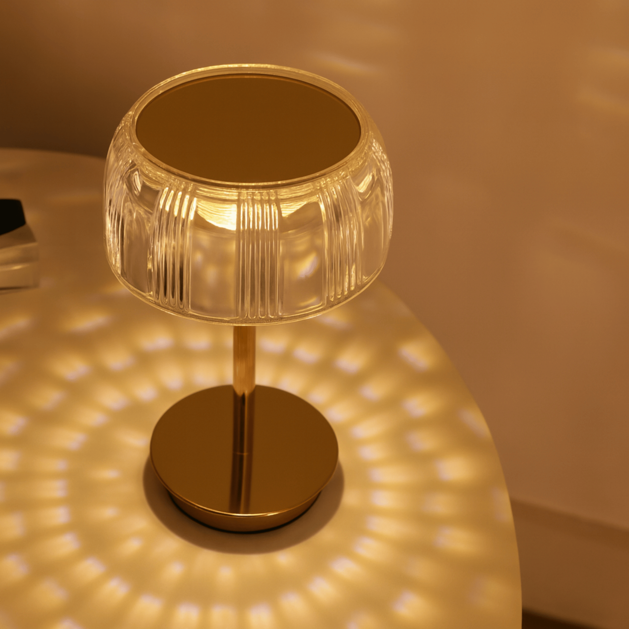 Oden Jellyfish Touch Table Lamp