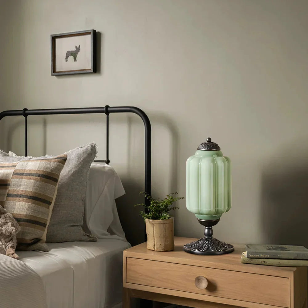 Camelie Vintage Glass Table Lamp