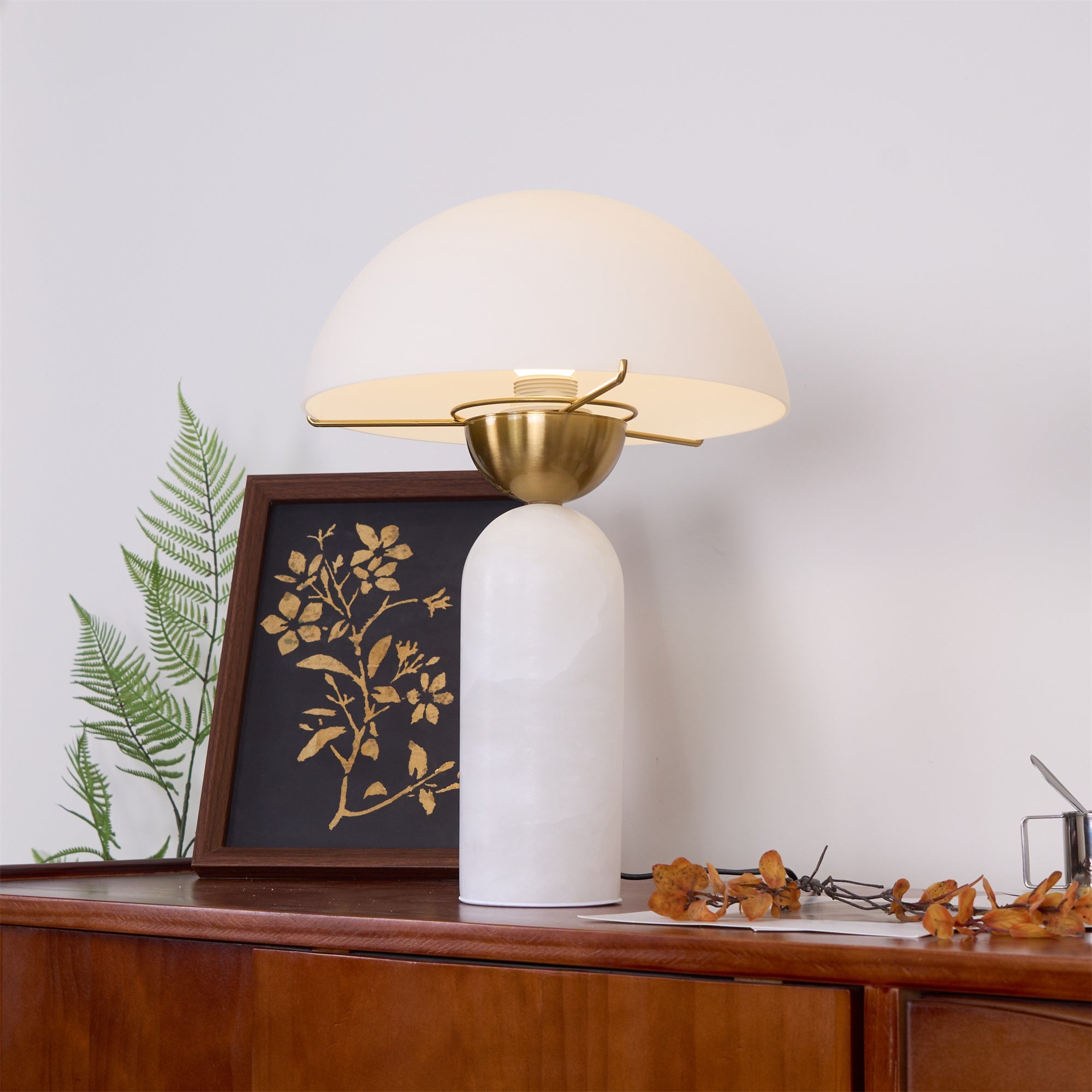 Phen Stone Sphere Table Lamp