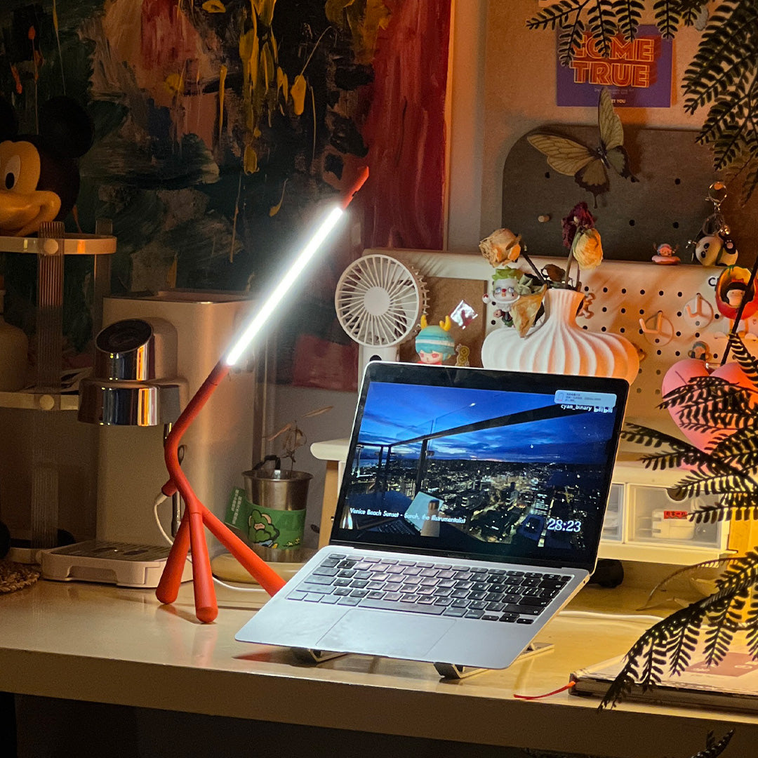 Veyra Tripod LED Desk Lamp