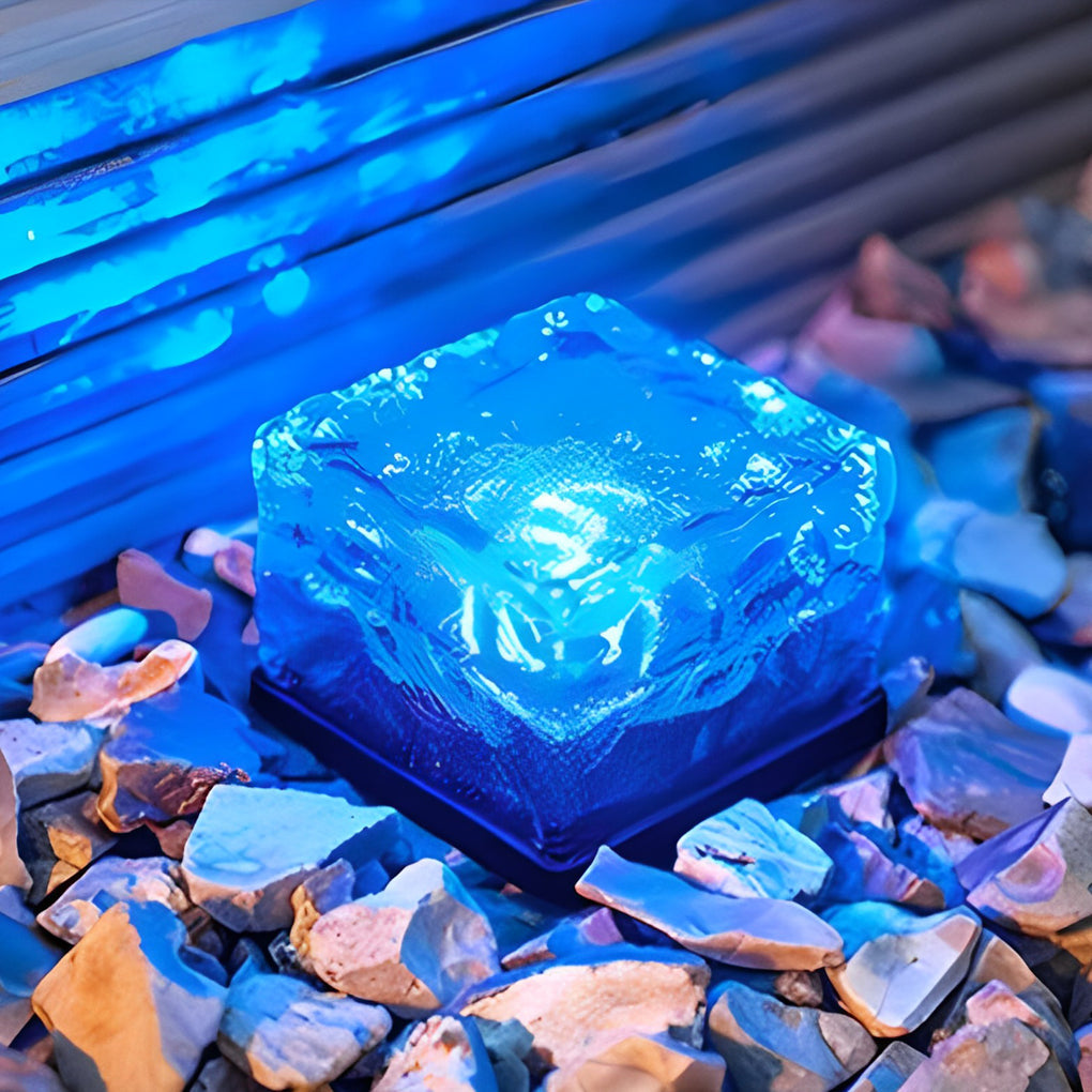 Crysalis Solar Cube Light
