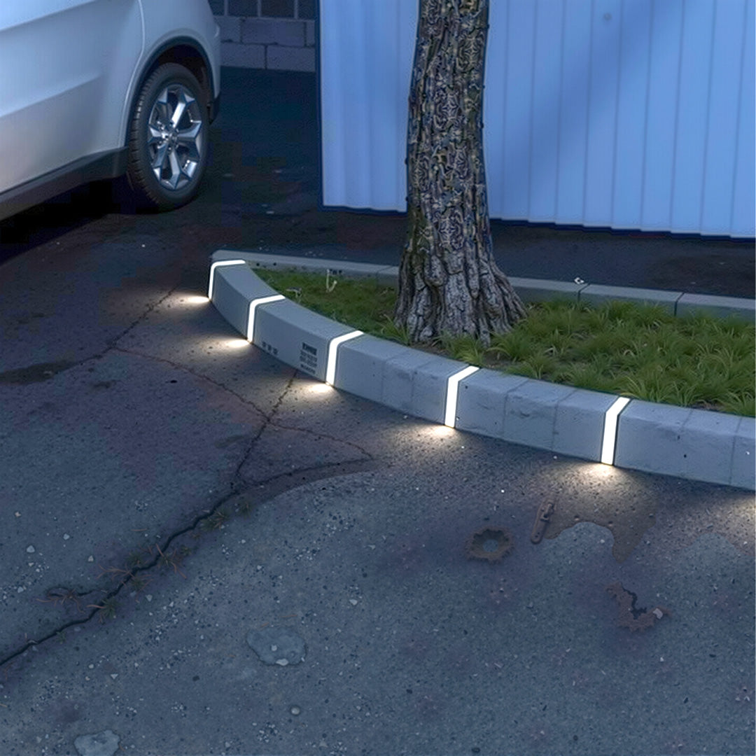 Taren Linear Recessed Step Light