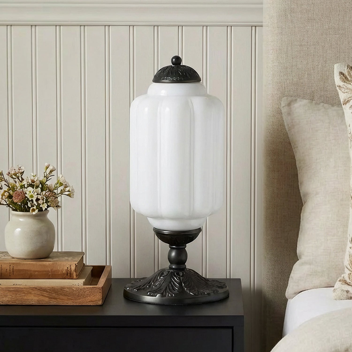 Camelie Vintage Glass Table Lamp
