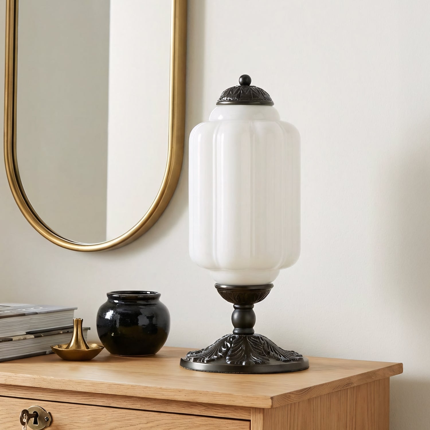 Camelie Vintage Glass Table Lamp