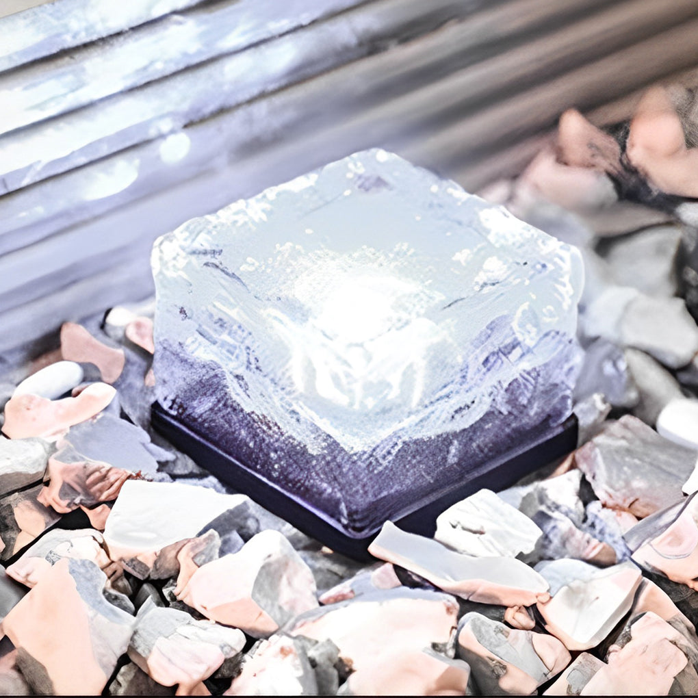 Crysalis Solar Cube Light