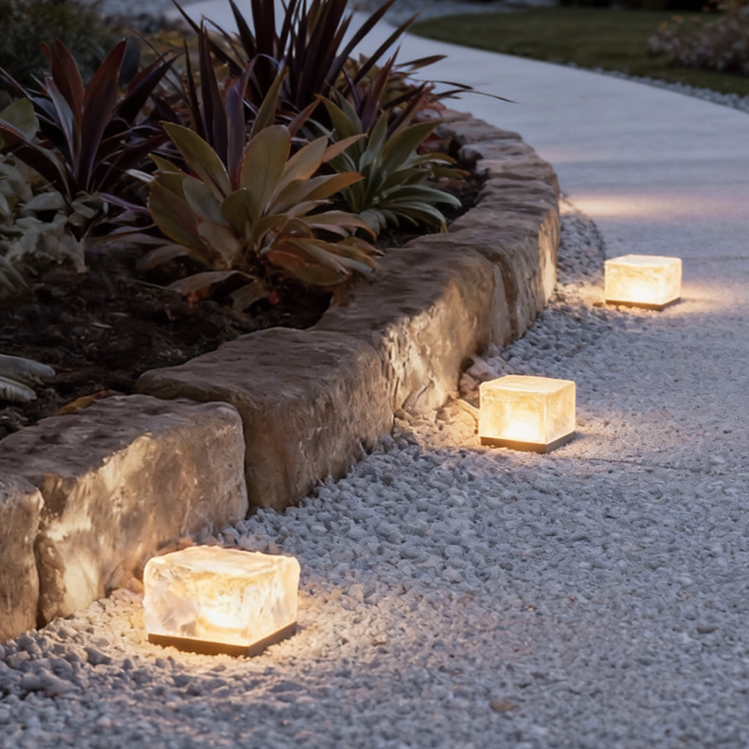 Crysalis Solar Cube Light