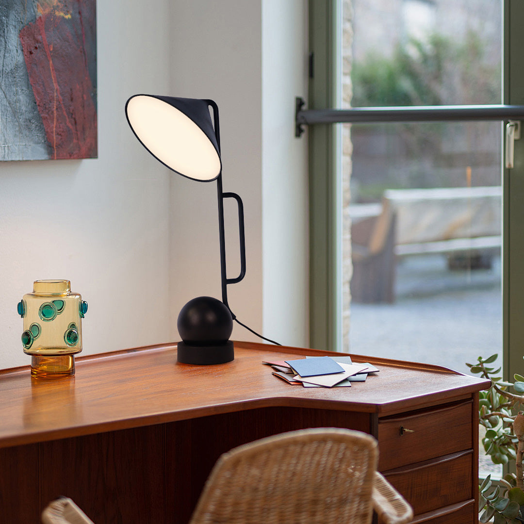 Toren Magnetic LED Desk Lamp