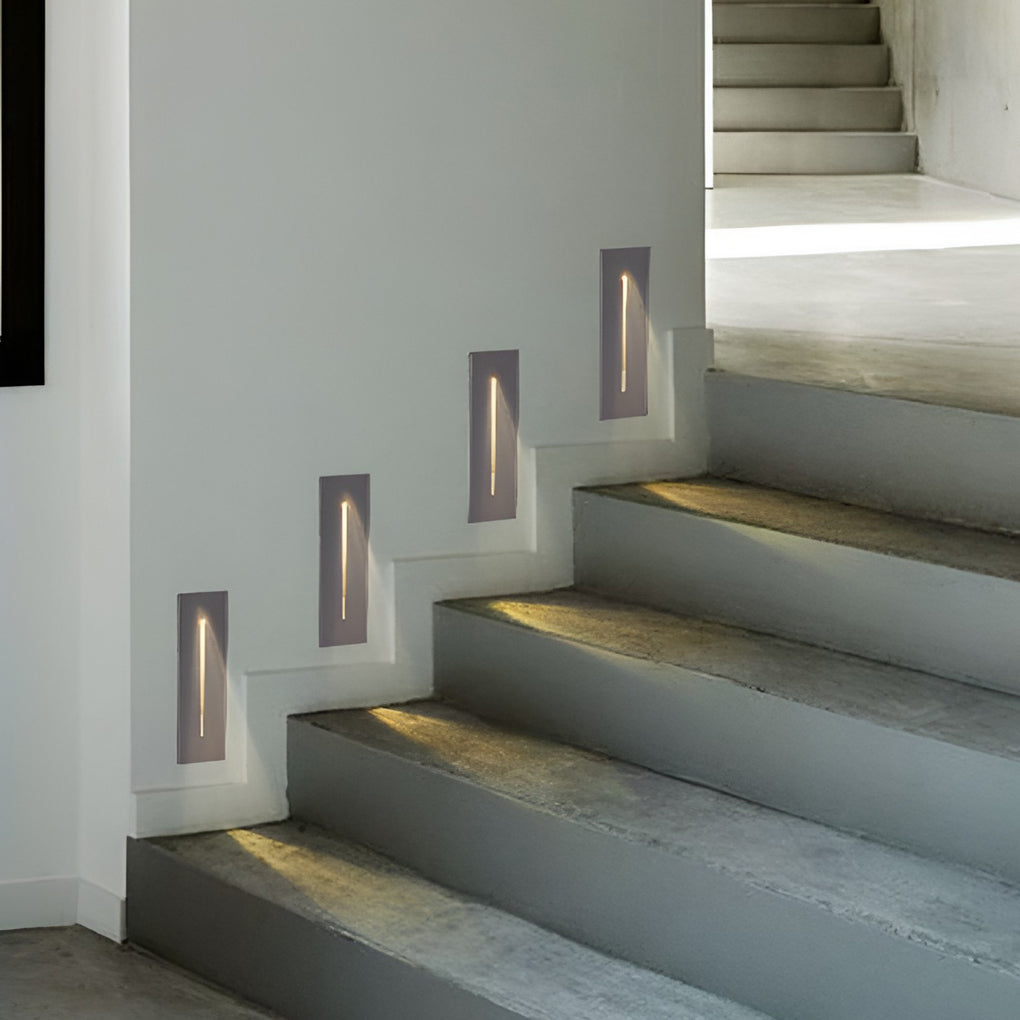 Niro Recessed Slit Step Light