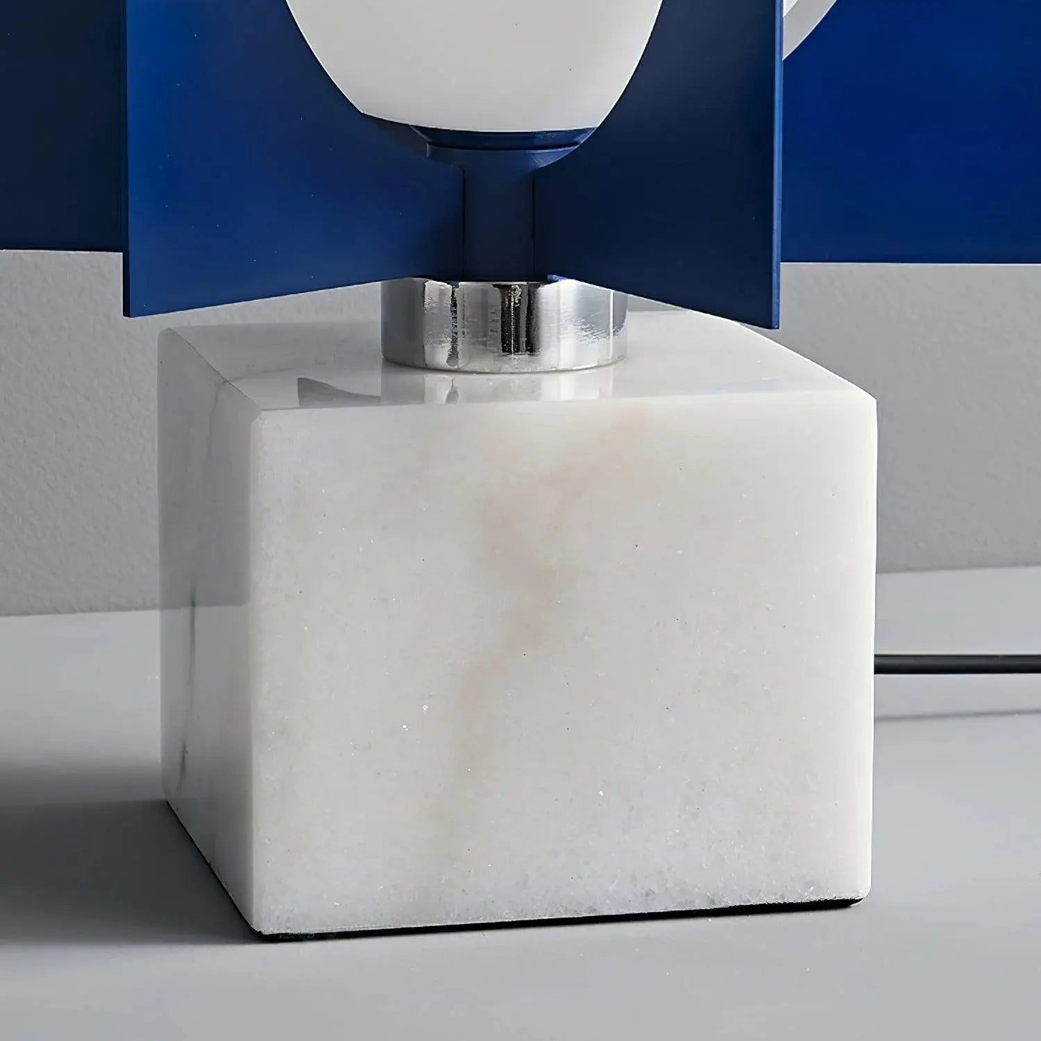 Halen Globe Tower Table Lamp